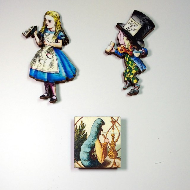 Alice in Wonderland needle minders